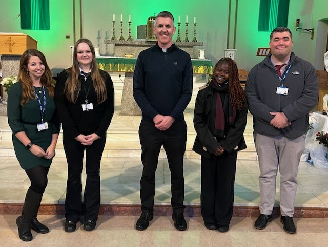 Eucharistic Ministers Eucharistic Ministers